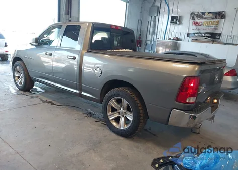 2010 Dodge Ram 1500 Slt/Sport/Trx из США, поврежденный, VIN 1D7RV1GT4AS262288